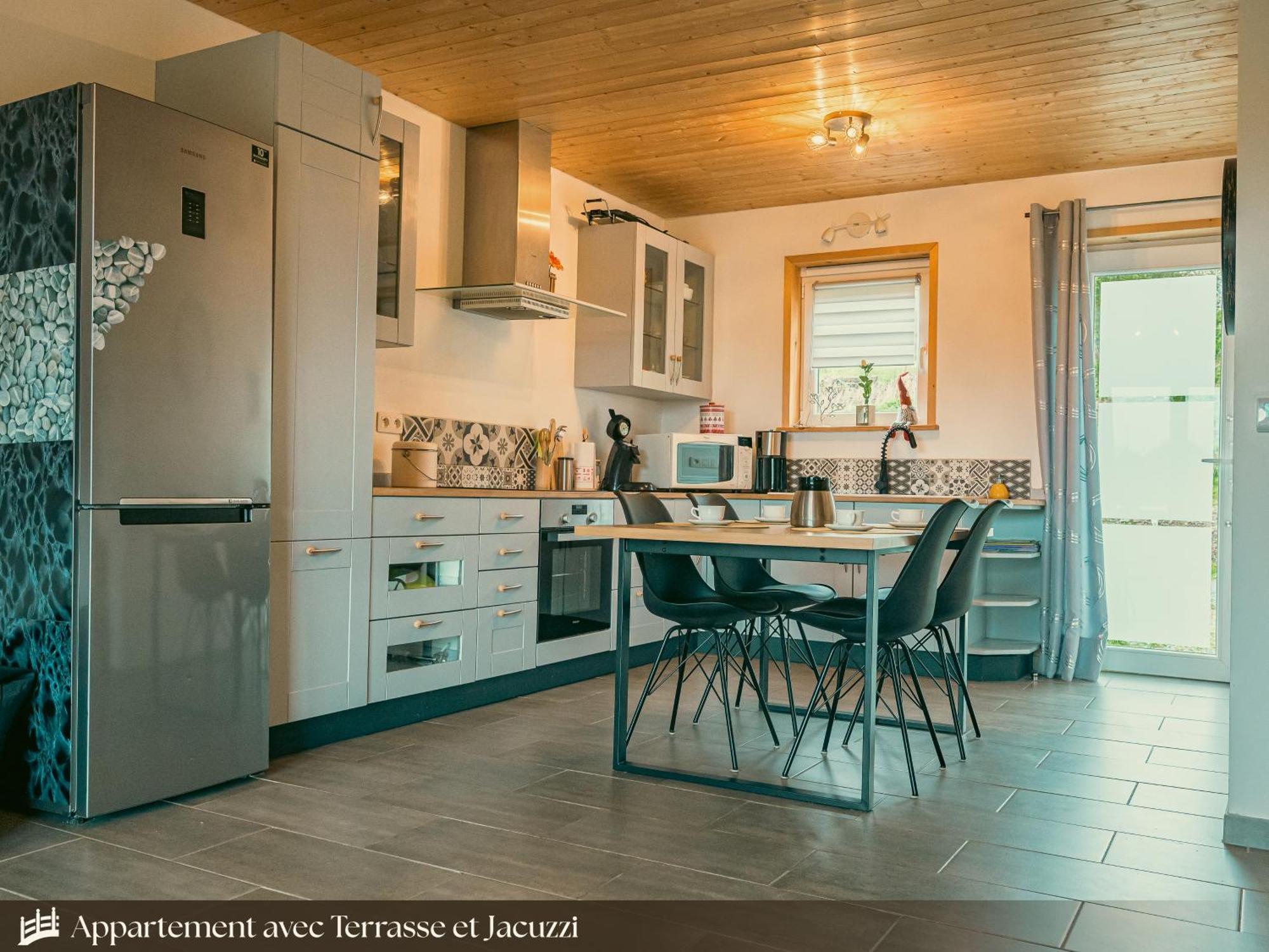 Les Appartements Du Pont Alsort Froid-Chapelle Εξωτερικό φωτογραφία